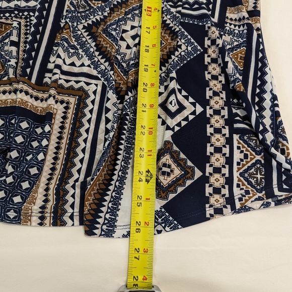 Cocomo Geometric Blouse Size L - Picture 6 of 8
